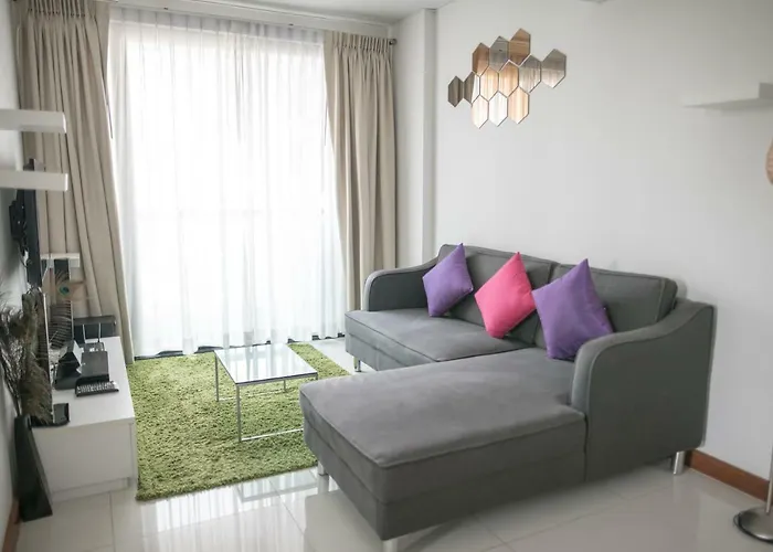 Le Cote, Thonglor Soi 8, Top Floor 2 Balcony 55Sqm